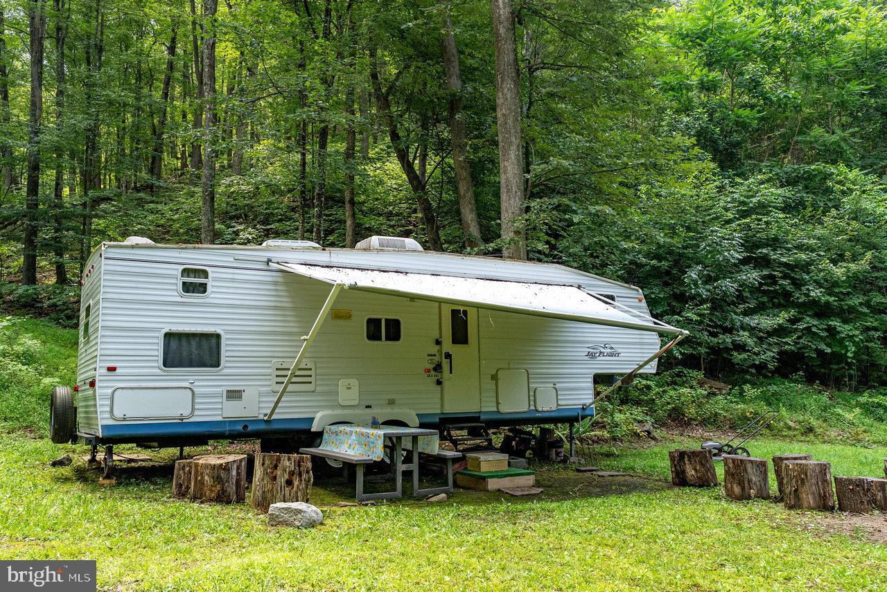 POTOMAC VALLEY OVERLOOK - Land