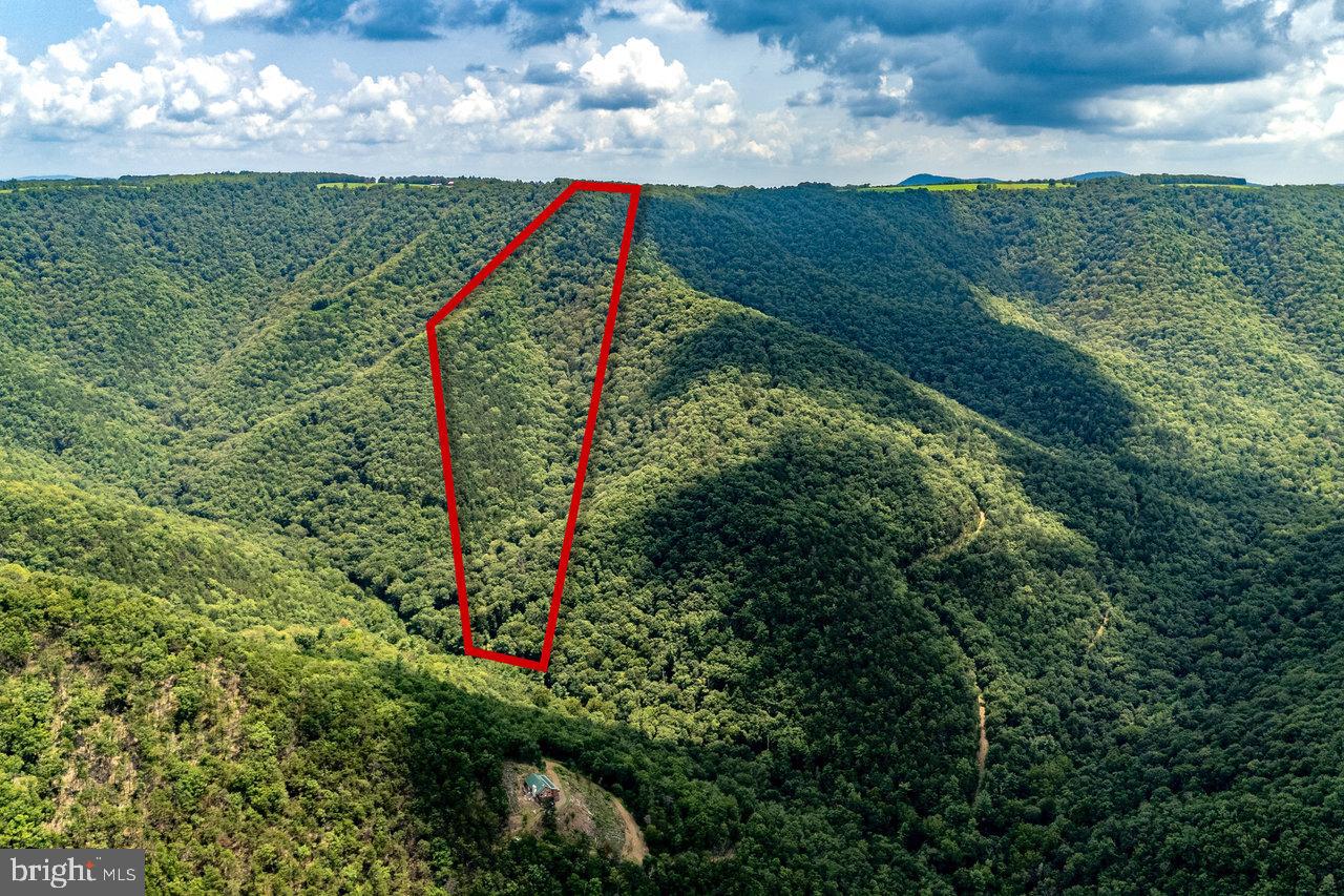 POTOMAC VALLEY OVERLOOK - Land