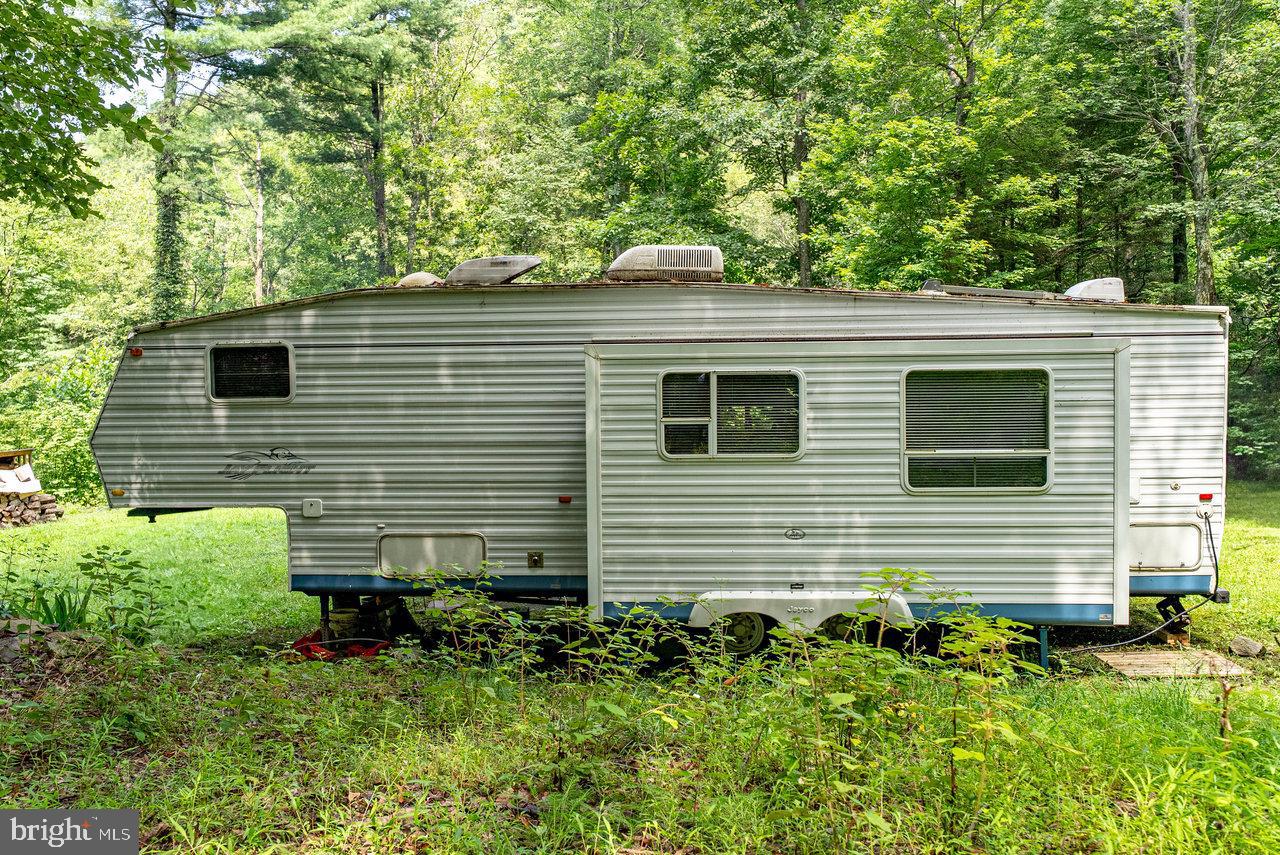 POTOMAC VALLEY OVERLOOK - Land