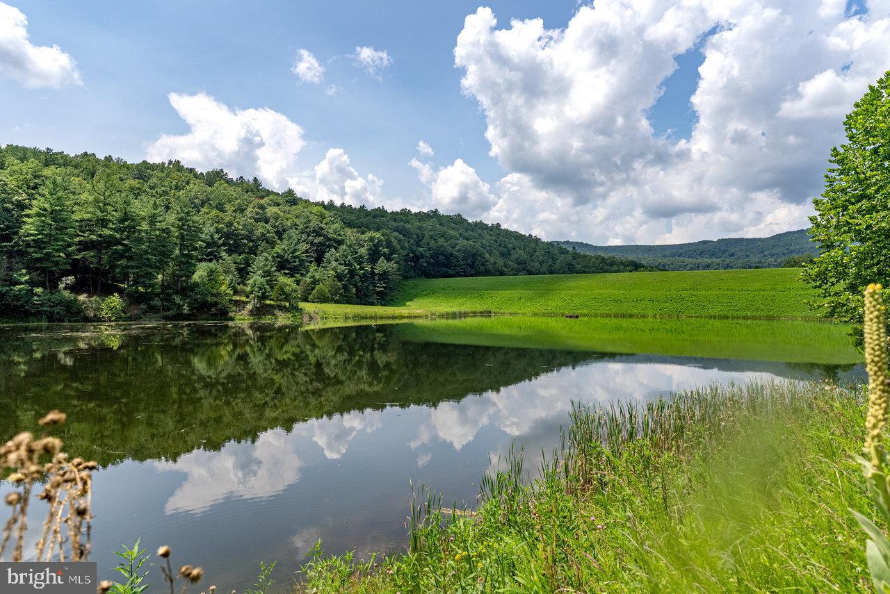 POTOMAC VALLEY OVERLOOK - Land