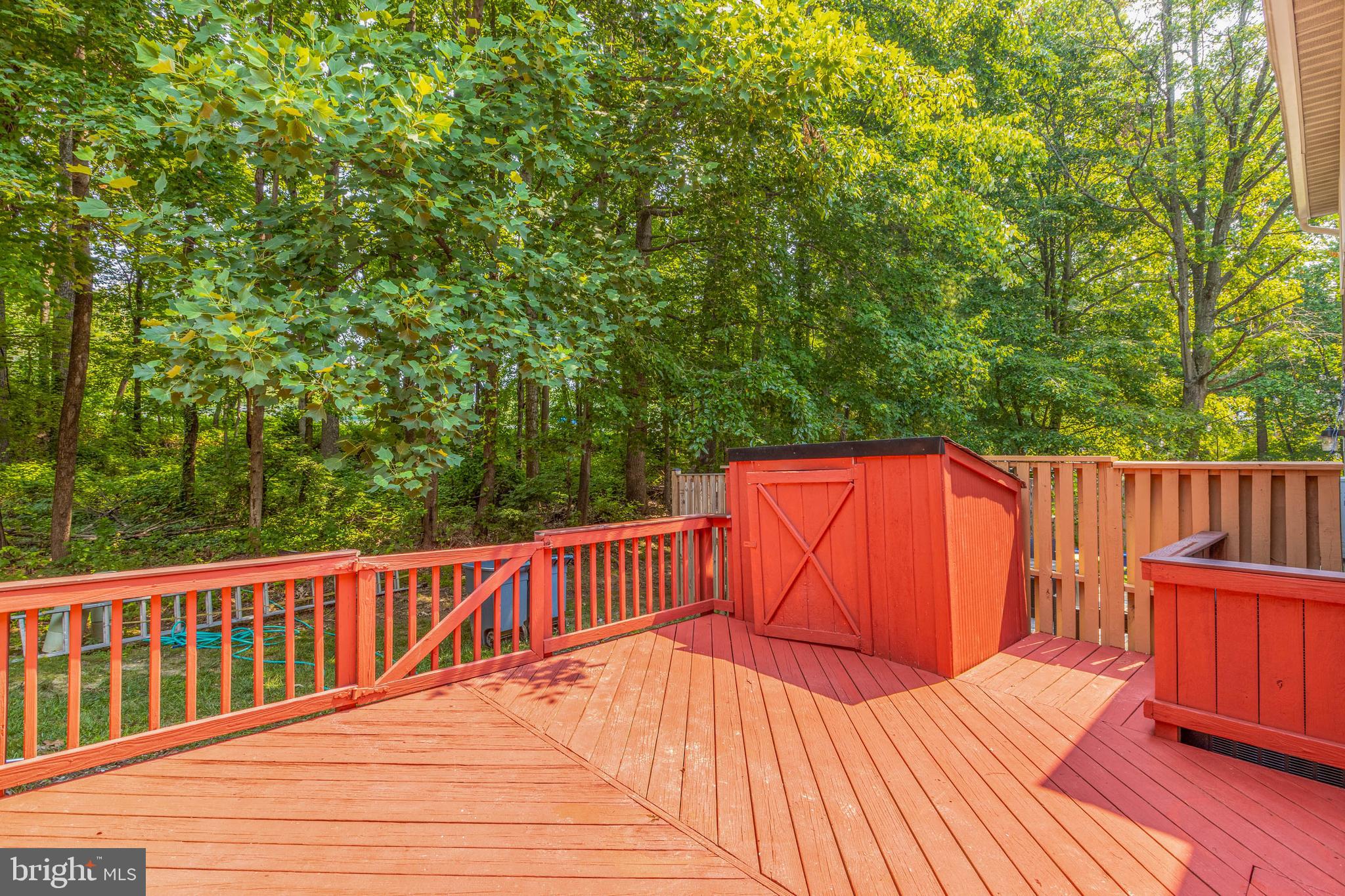 BENNINGTON WOODS - Residential