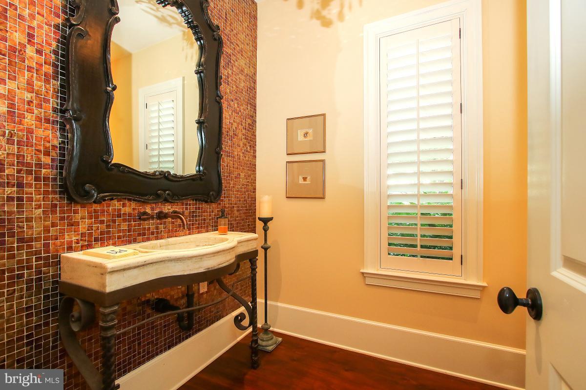 ALTA VISTA GARDENS - Residential