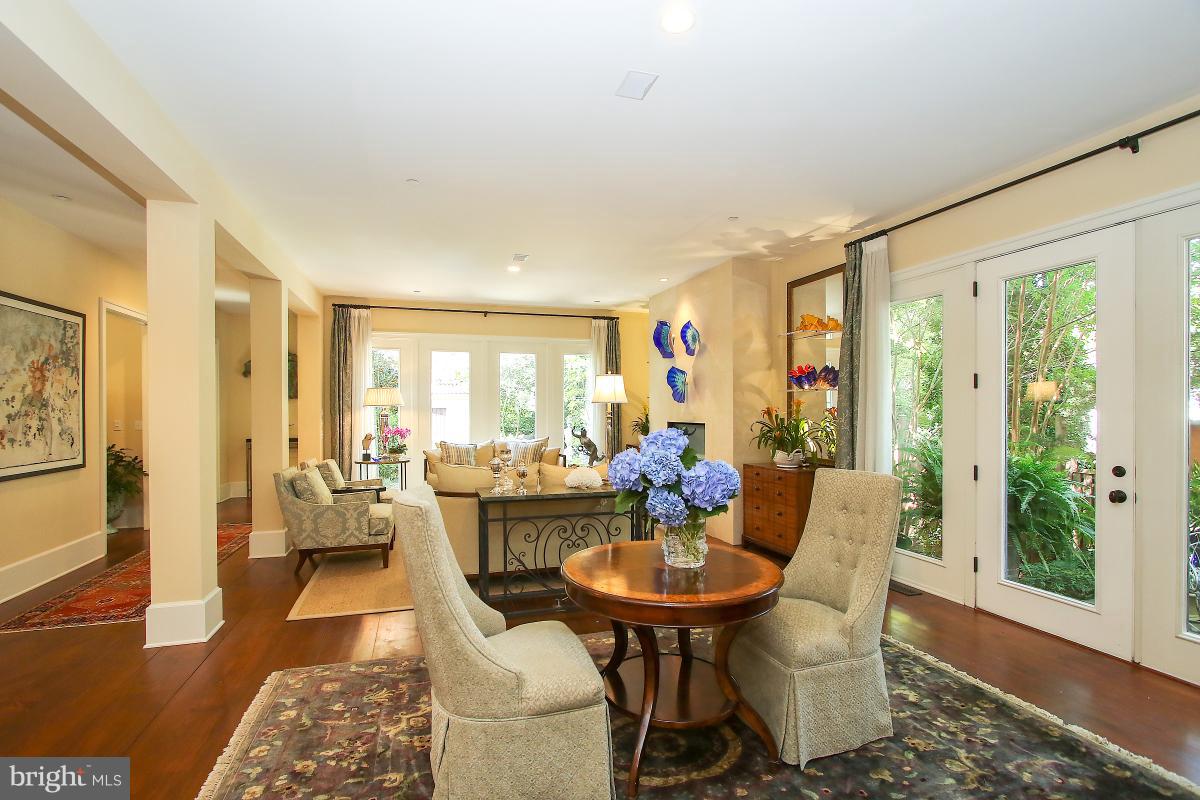 ALTA VISTA GARDENS - Residential