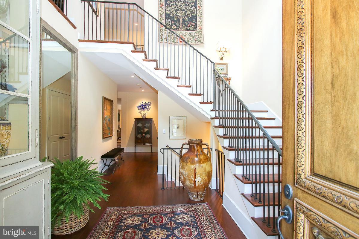 ALTA VISTA GARDENS - Residential