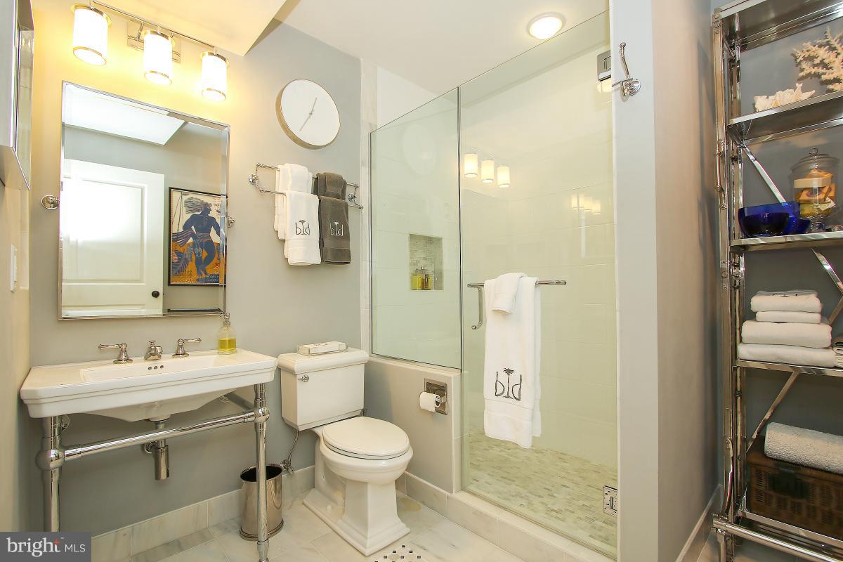 ALTA VISTA GARDENS - Residential