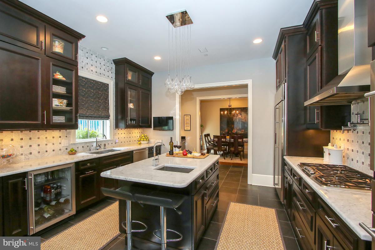 ALTA VISTA GARDENS - Residential