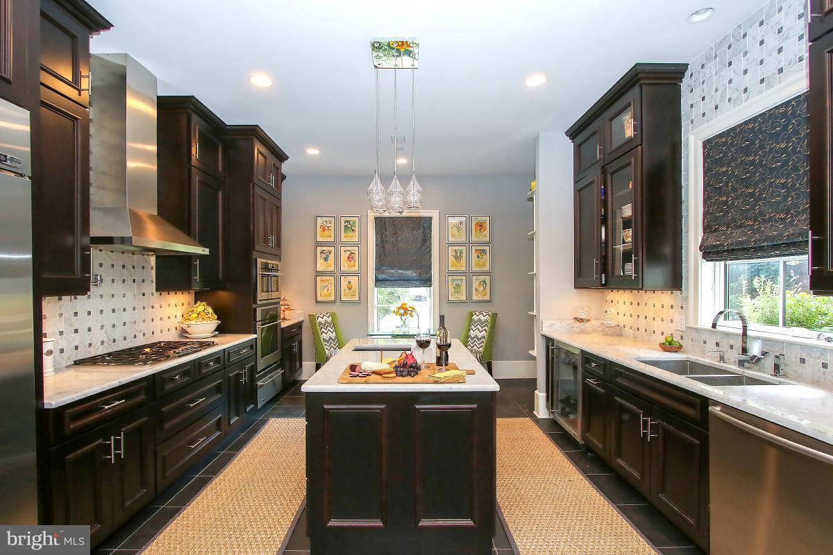 ALTA VISTA GARDENS - Residential