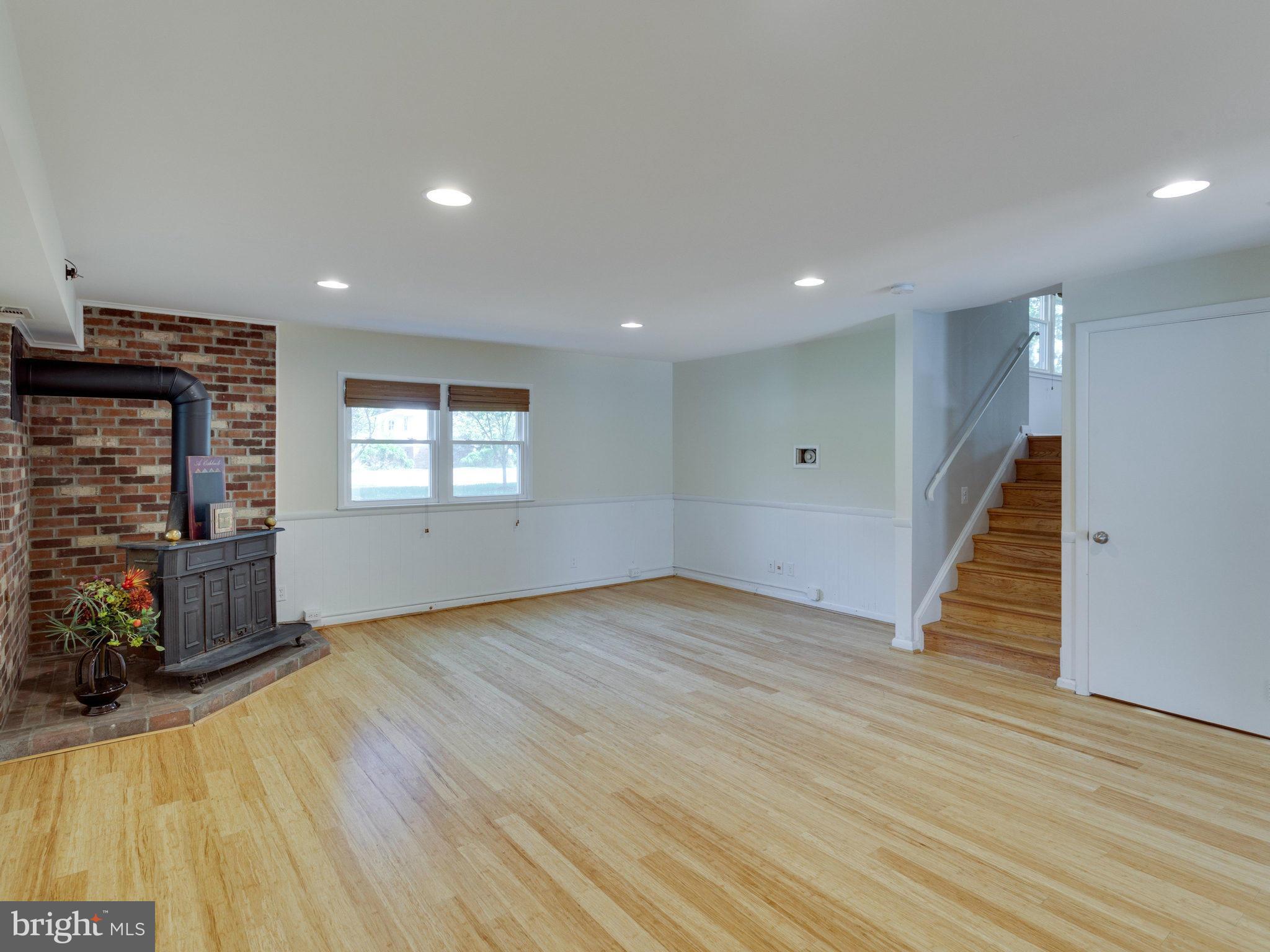 WEST LEWINSVILLE HEIGHTS - Residential Lease