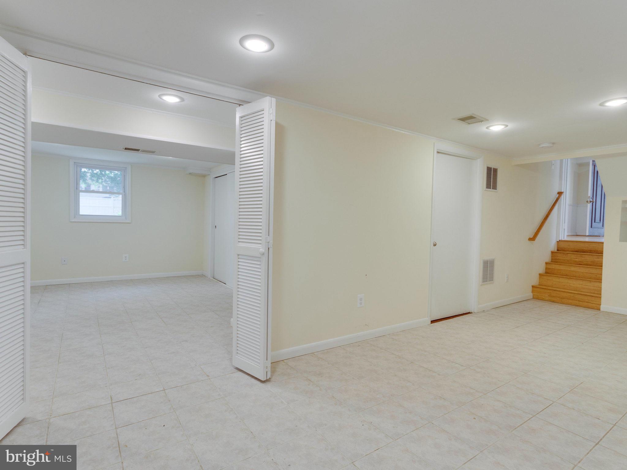 WEST LEWINSVILLE HEIGHTS - Residential Lease