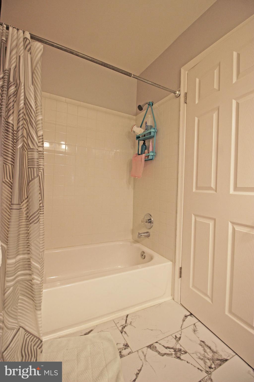 BROOKLEIGH - Residential Lease