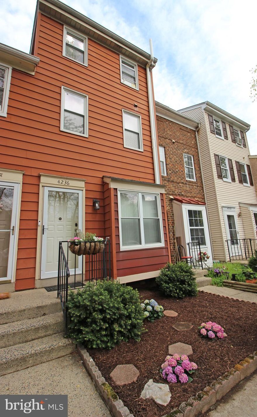 Gorgeous 2 Bedroom 2.5 Bath 4 Level Townhome in Chantilly! Entering this amazing space you are welcomed by the sun-soaked living/dining room combo, perfect for hosting guests, relaxing after a long day or getting the day started on the right foot. Heading in further, you will find the modern kitchen with stainless steel appliances, ample cabinet space, great counter space & access to the spacious deck. Heading upstairs, you will find the first of two bedrooms, a den area perfect for an in-home office and the first of two full bathrooms. Going up to the next floor is where you will find the second bedroom, boasting wall to wall carpeting & great closet space. As well as the second full bathroom and loft area, ready to be utilized in whatever way fits your needs. Going to the basement you will find the laundry room, half bath and family room. The family room features a wood burning fireplace and access to the stunningly landscaped patio. Available 6/1!