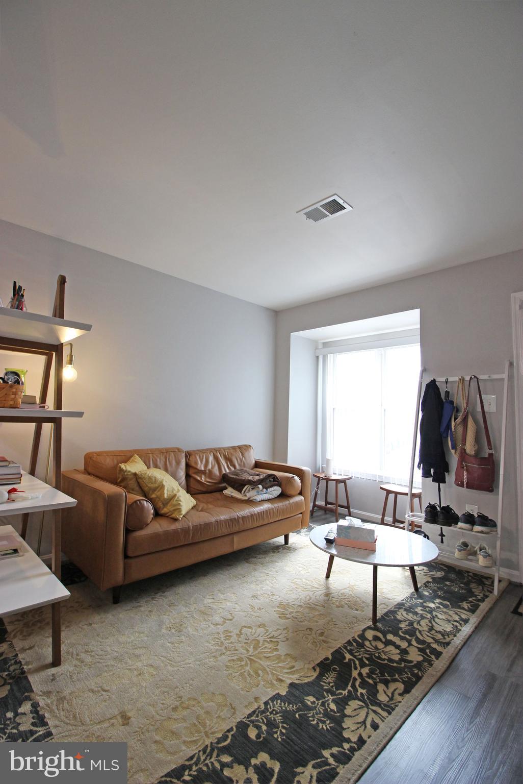 BROOKLEIGH - Residential Lease