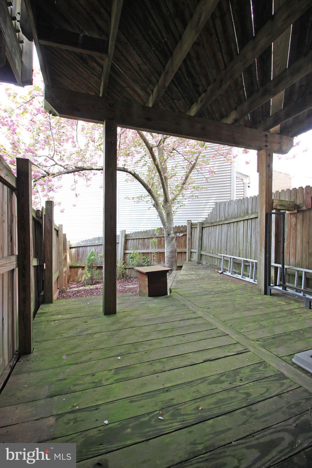 BROOKLEIGH - Residential Lease