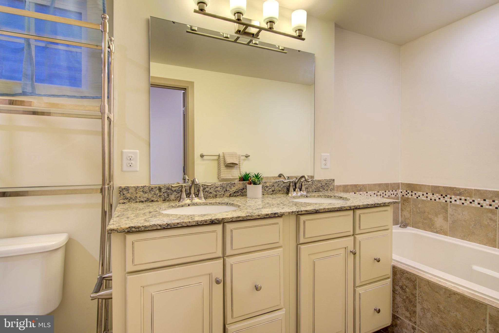 EDITORS PARK - Residential