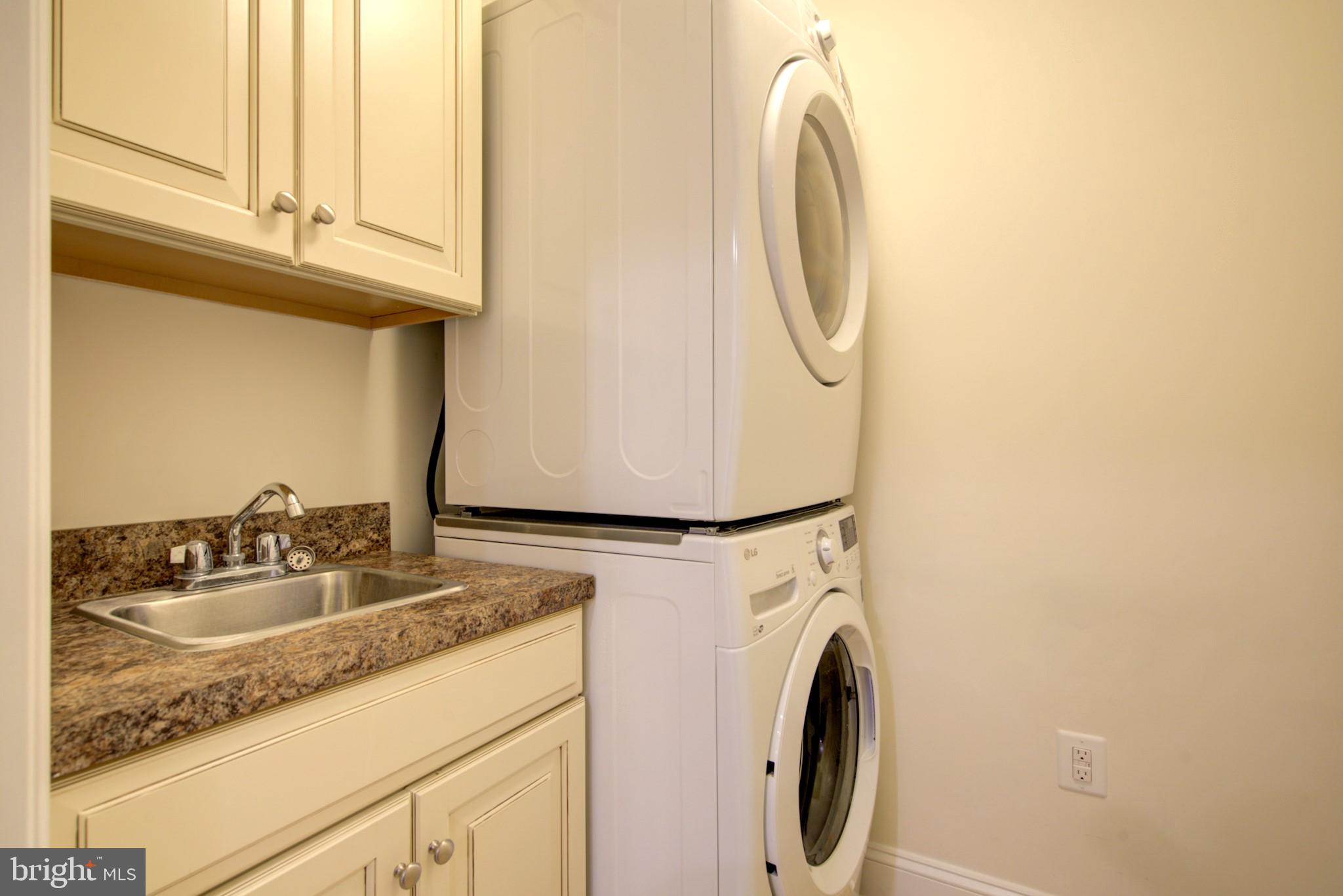 EDITORS PARK - Residential