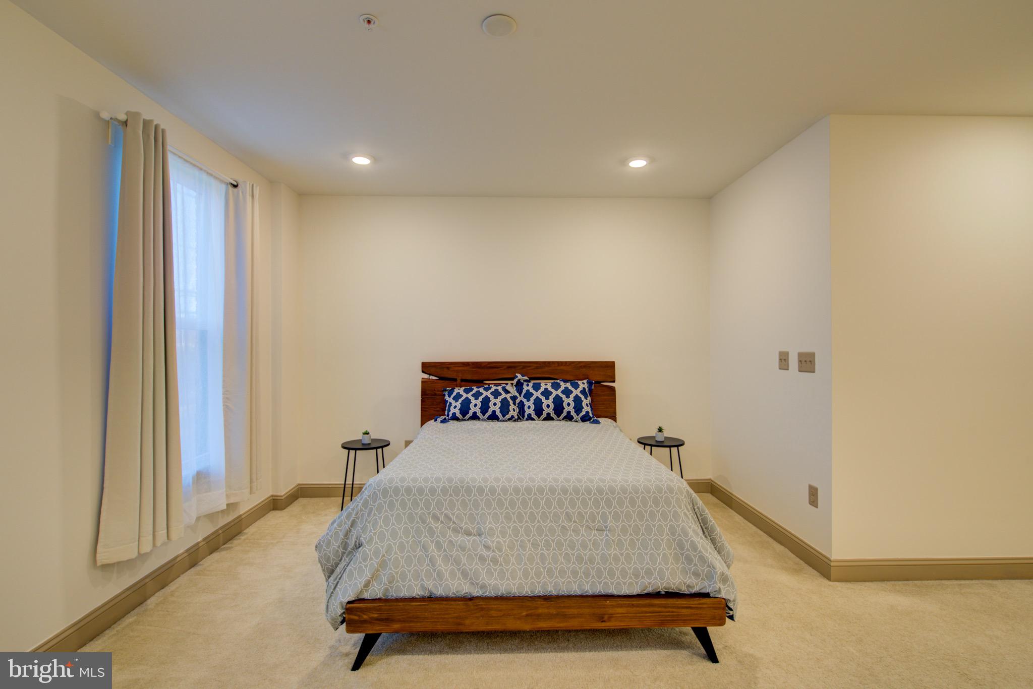 EDITORS PARK - Residential