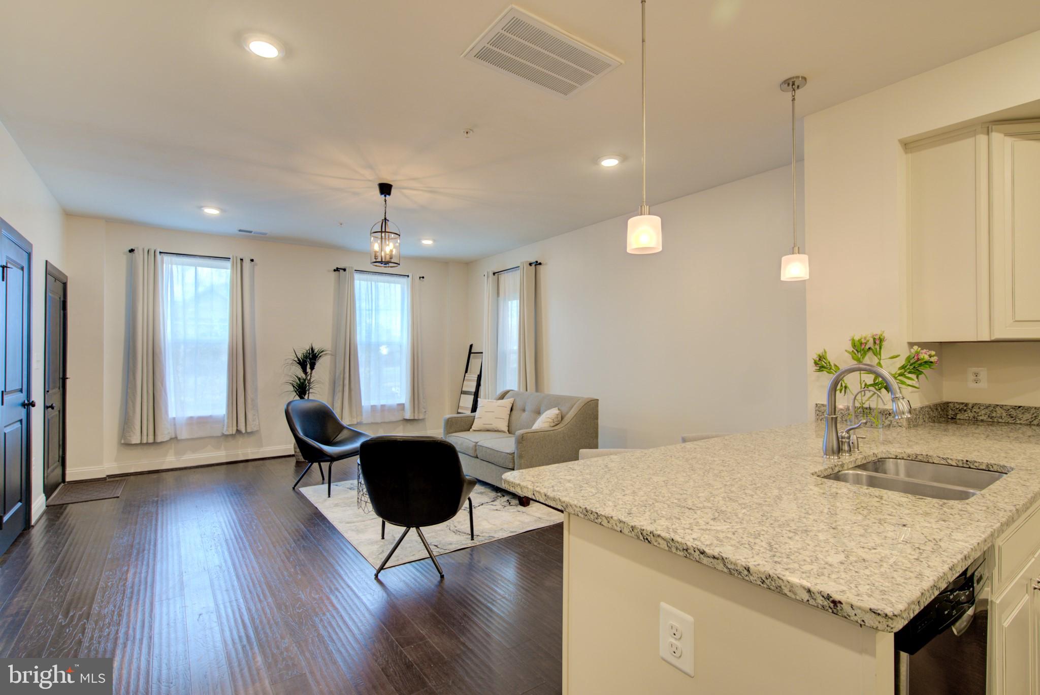 EDITORS PARK - Residential