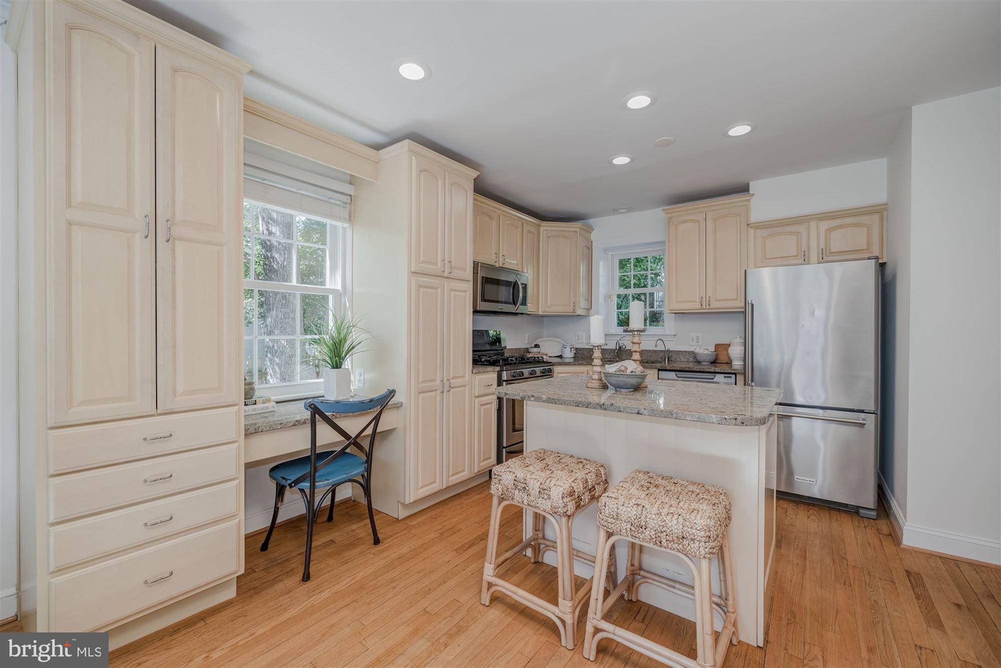 CHEVY CHASE MANOR - Residential