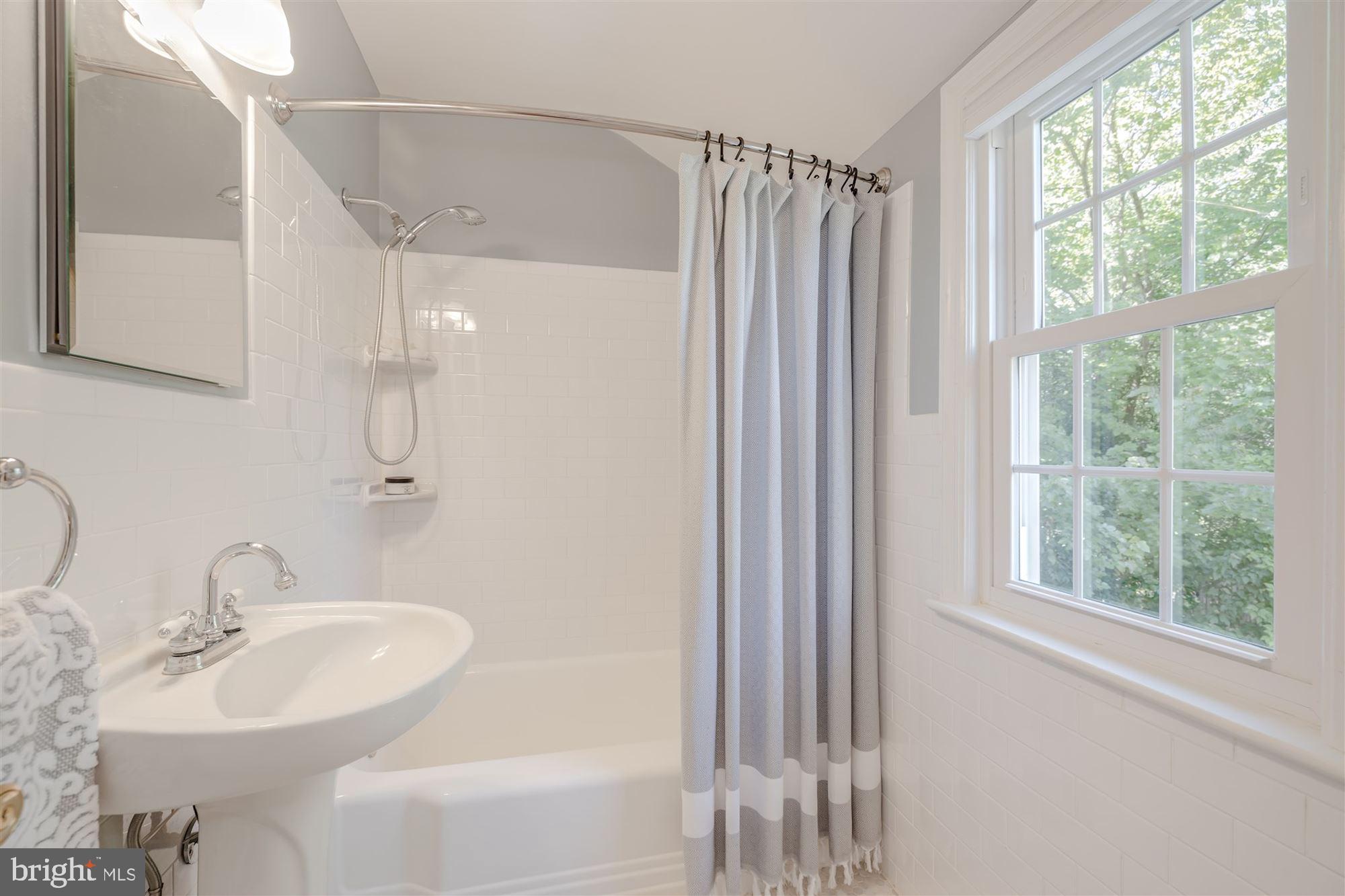 CHEVY CHASE MANOR - Residential