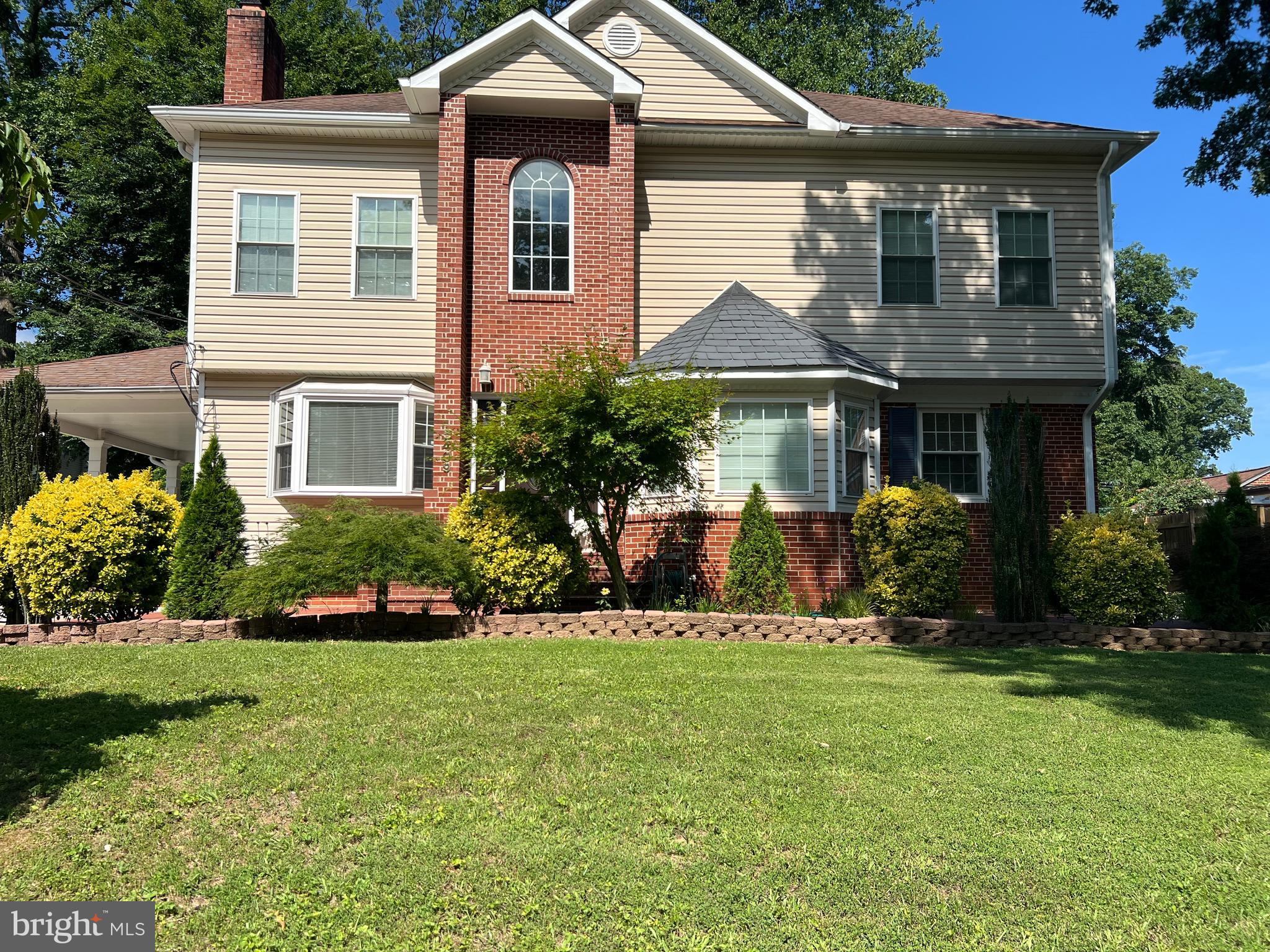 5409 EASTON DRIVE