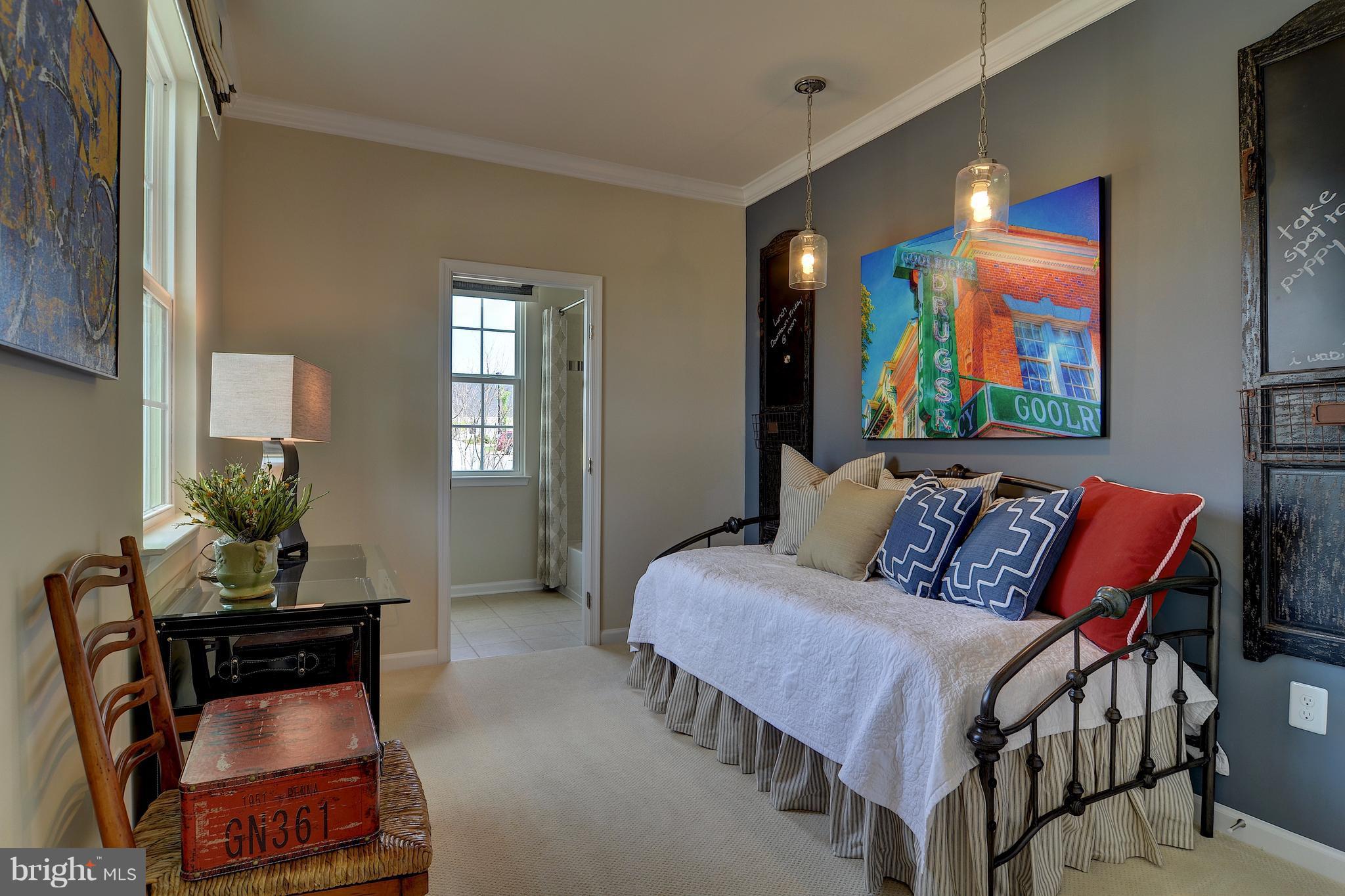 STRAY WINDS FARM - Residential