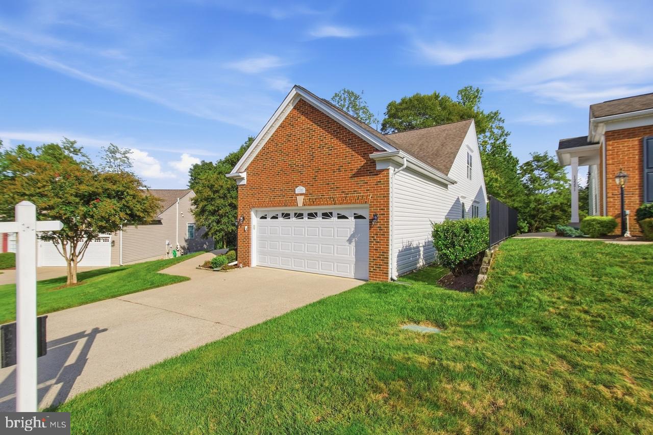 12285 DARROWBY MEWS