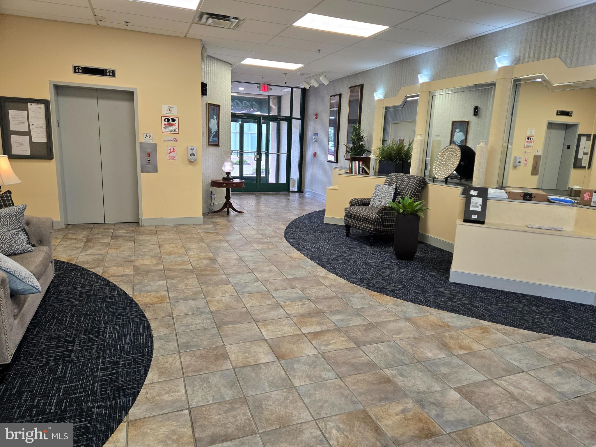 MAIN STREET - Residential