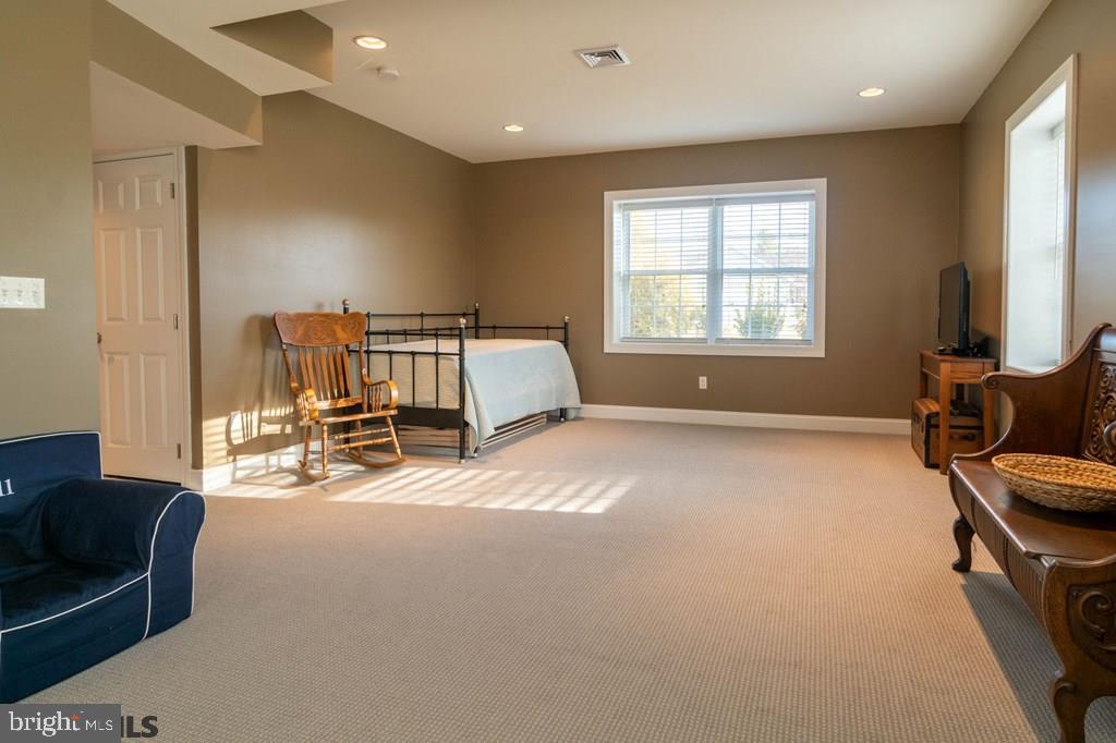 STONEHOUSE - Residential
