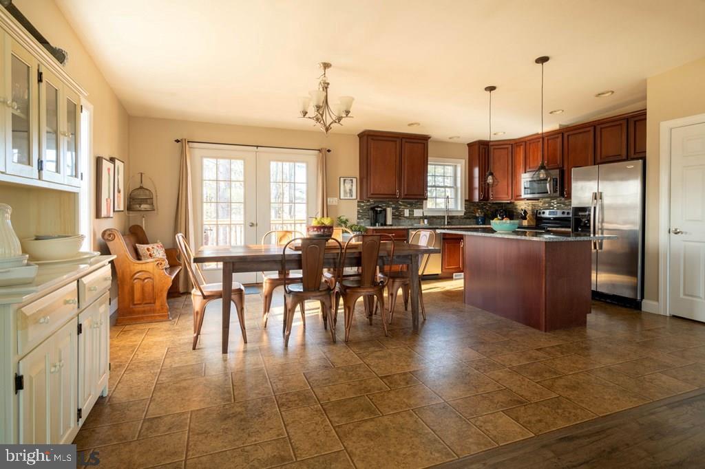 STONEHOUSE - Residential