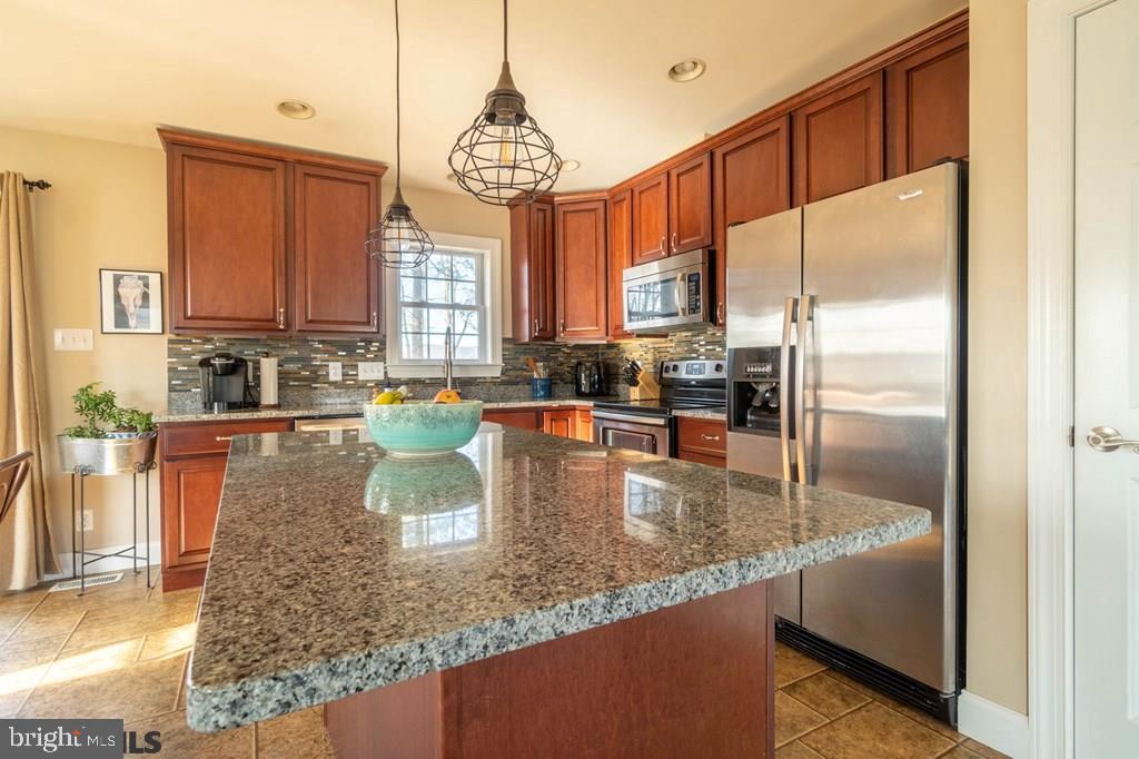 STONEHOUSE - Residential