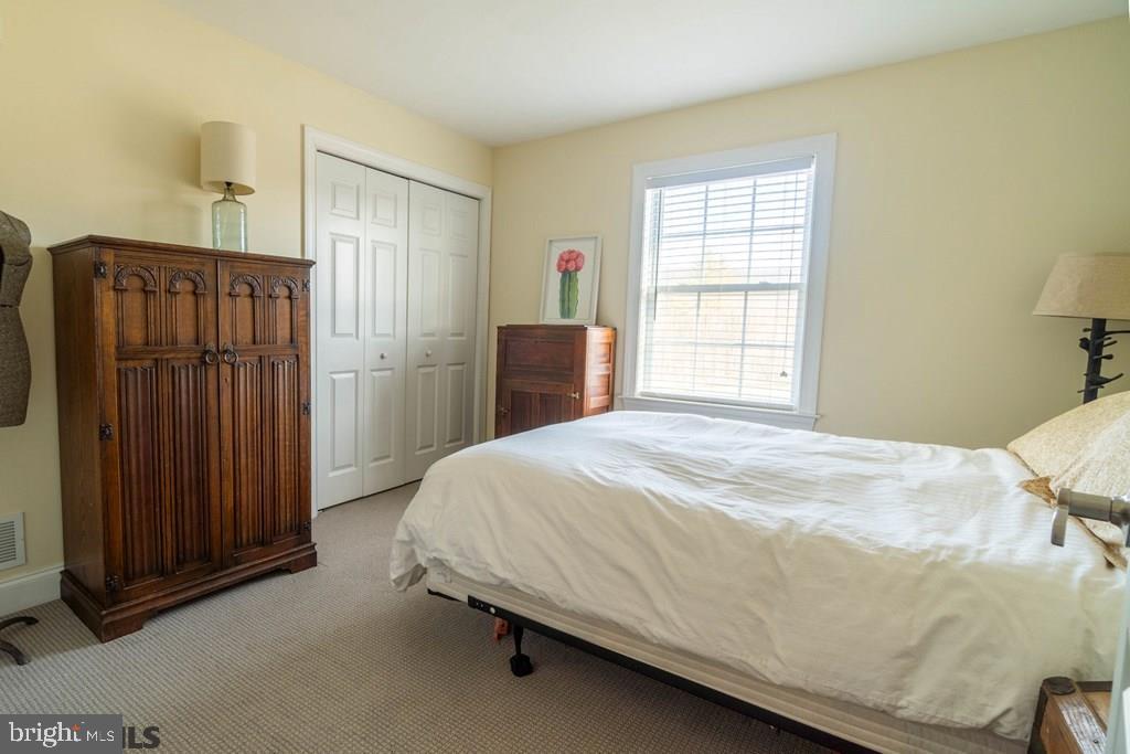 STONEHOUSE - Residential