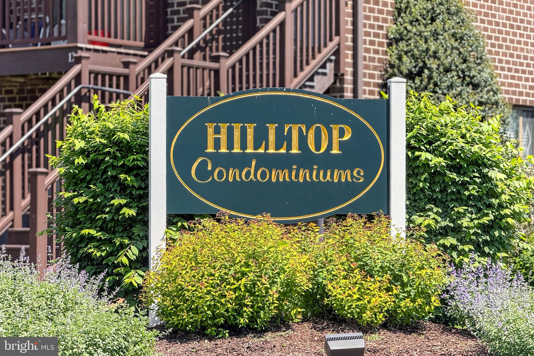 HILLTOP - Residential