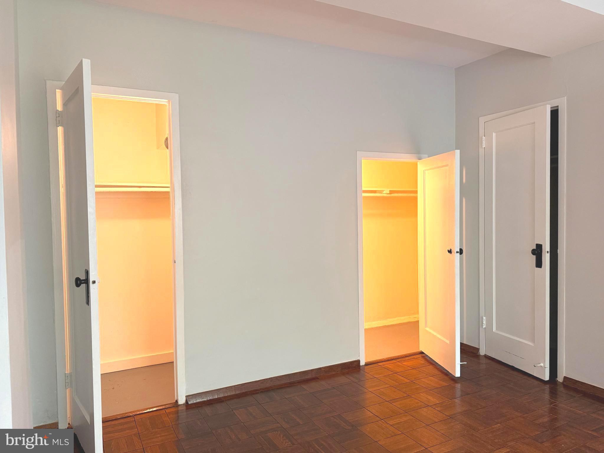 PARKFAIRFAX - Residential Lease