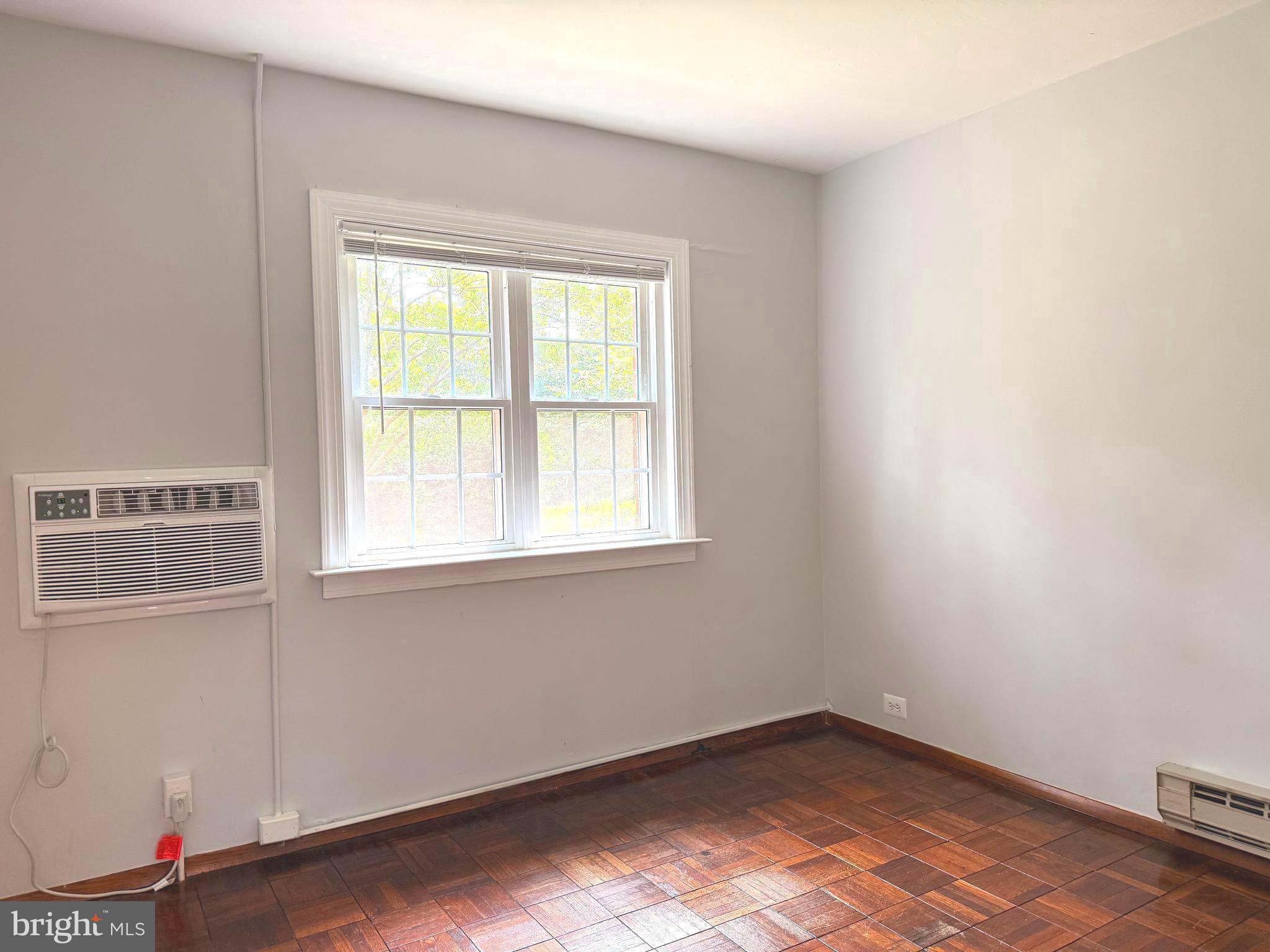 PARKFAIRFAX - Residential Lease