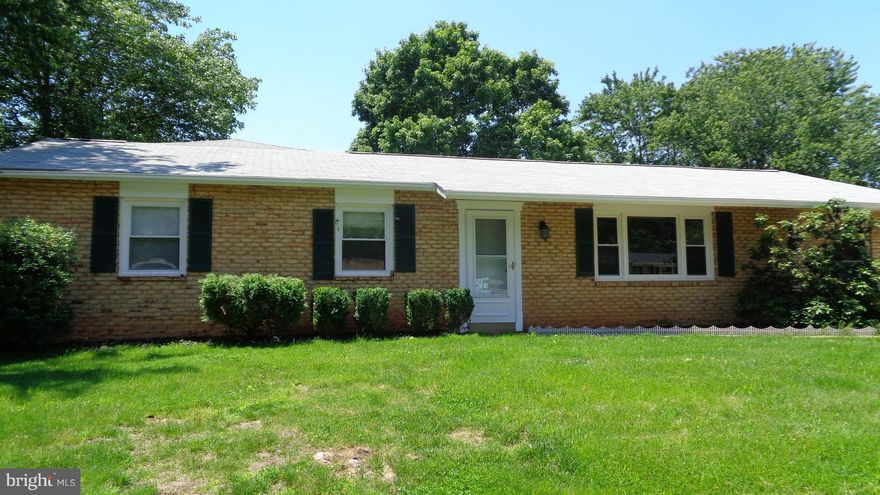 Freshly painted and new carpet in this 4 bedroom plus home in a nice neighborhood with no HOA Fees, fenced backyard,  Will go quickly,