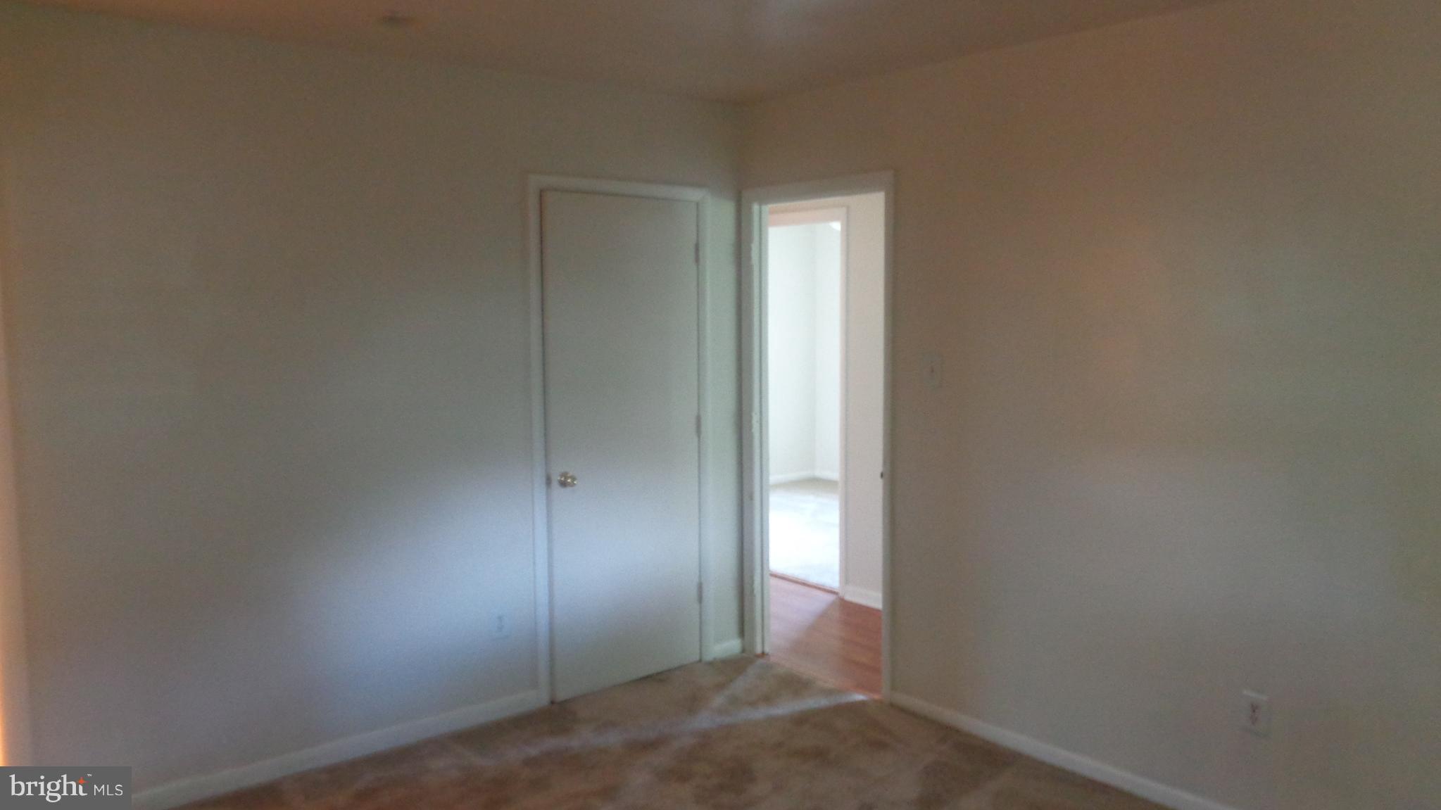 WINEWOOD - Residential Lease