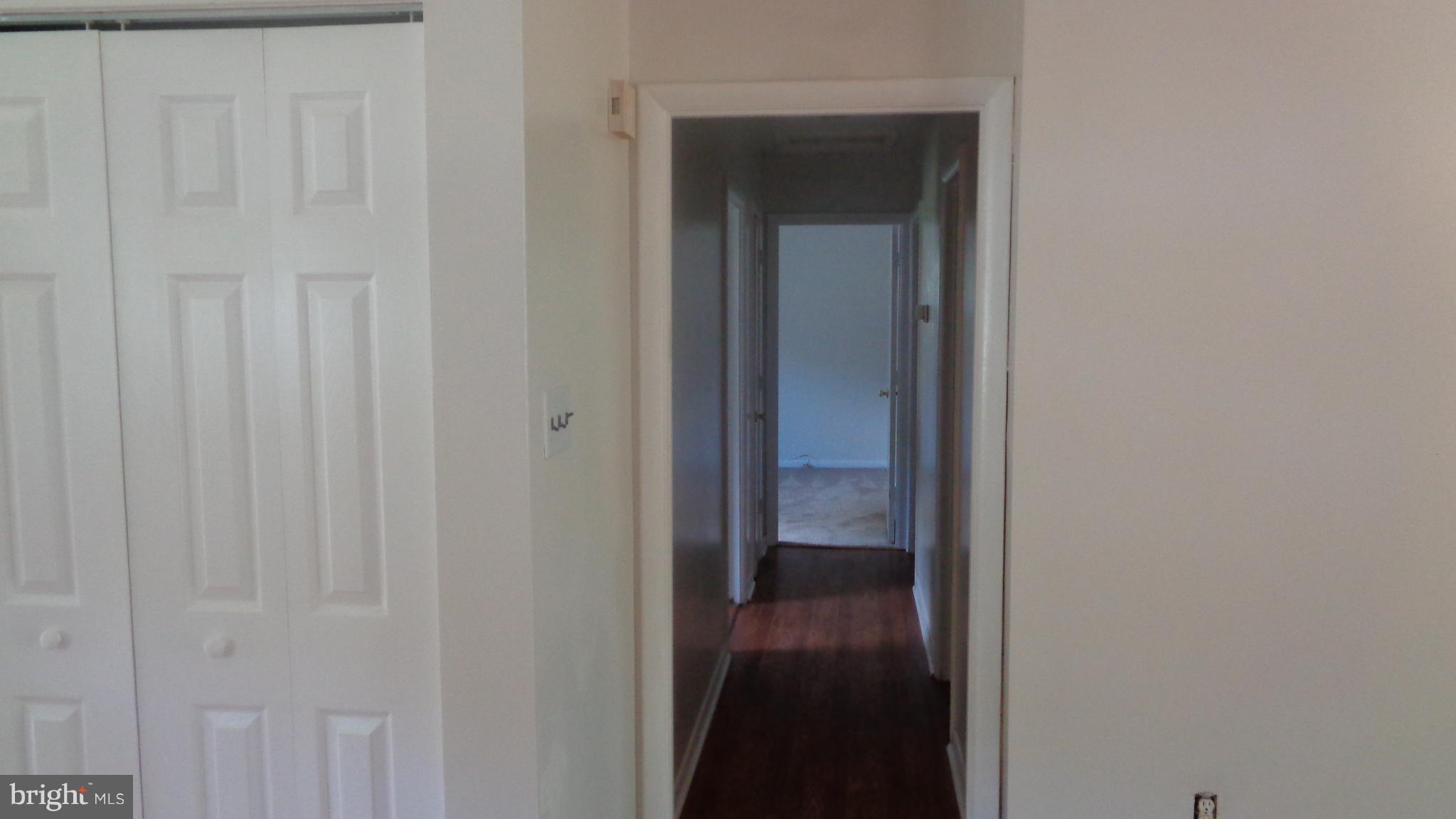 WINEWOOD - Residential Lease