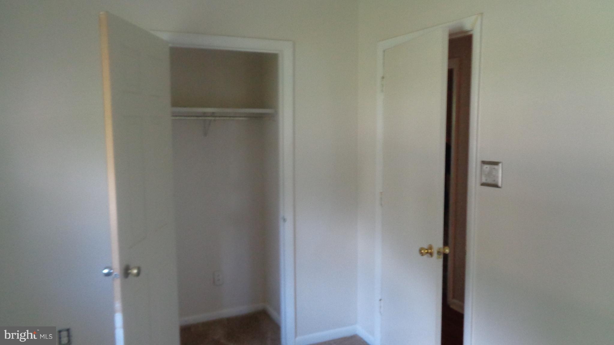 WINEWOOD - Residential Lease