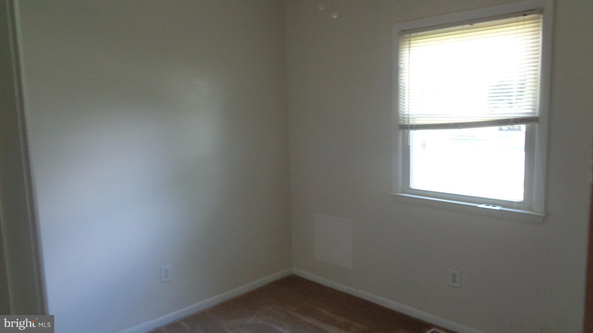 WINEWOOD - Residential Lease