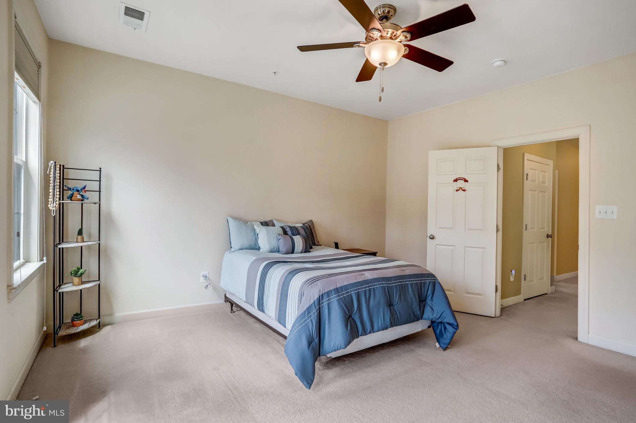 QUINCE ORCHARD PARK - Residential