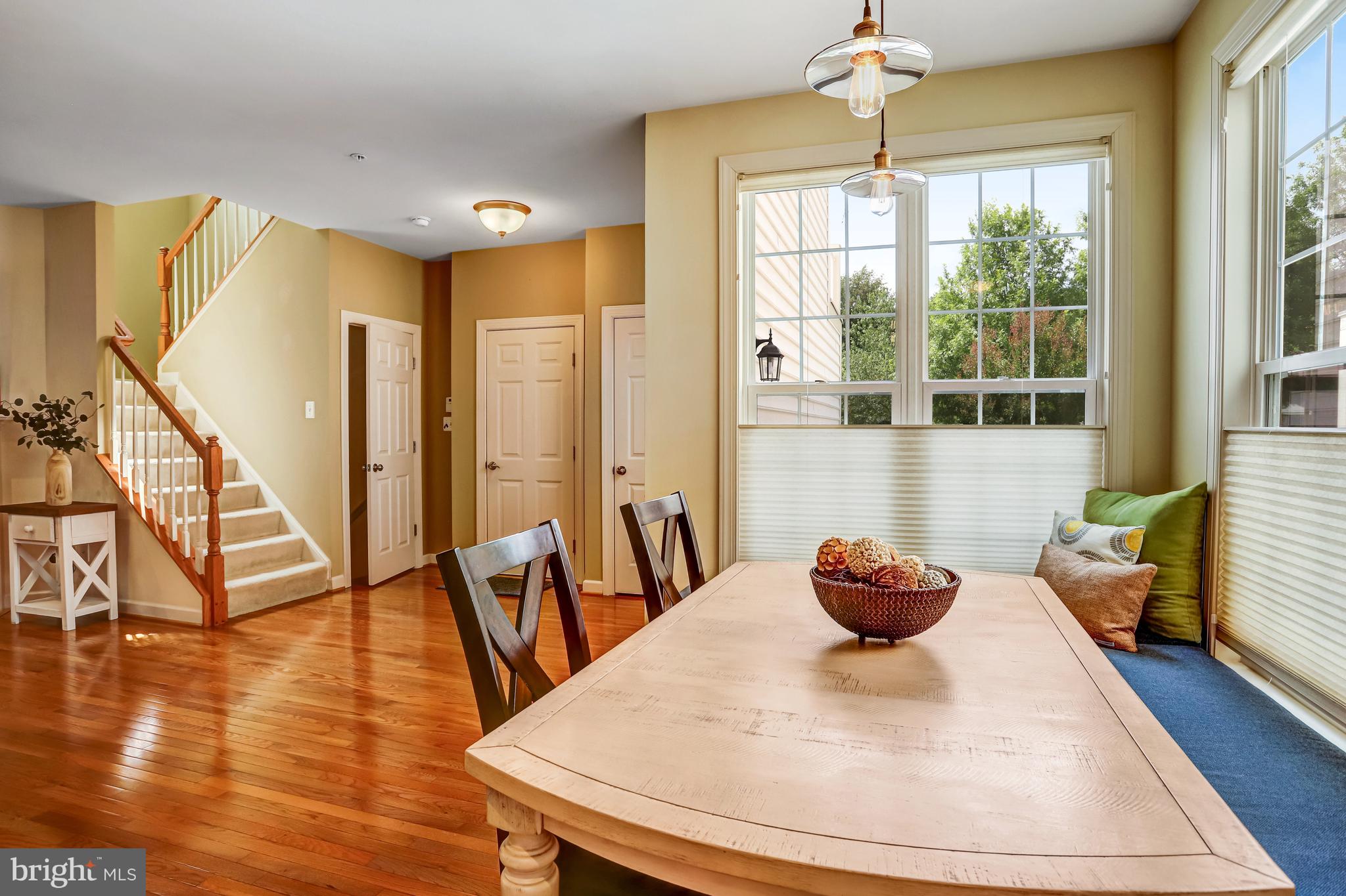 QUINCE ORCHARD PARK - Residential