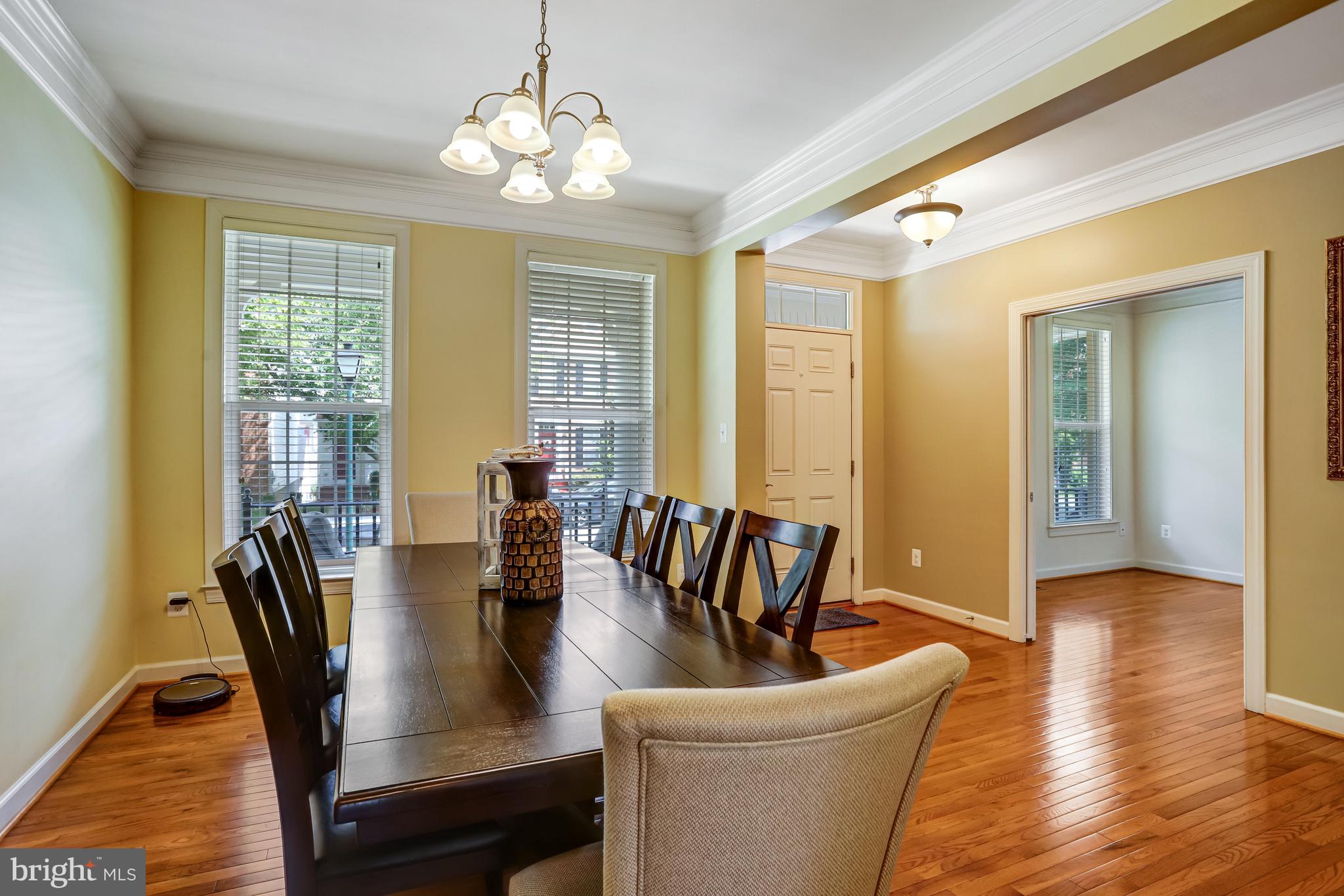 QUINCE ORCHARD PARK - Residential