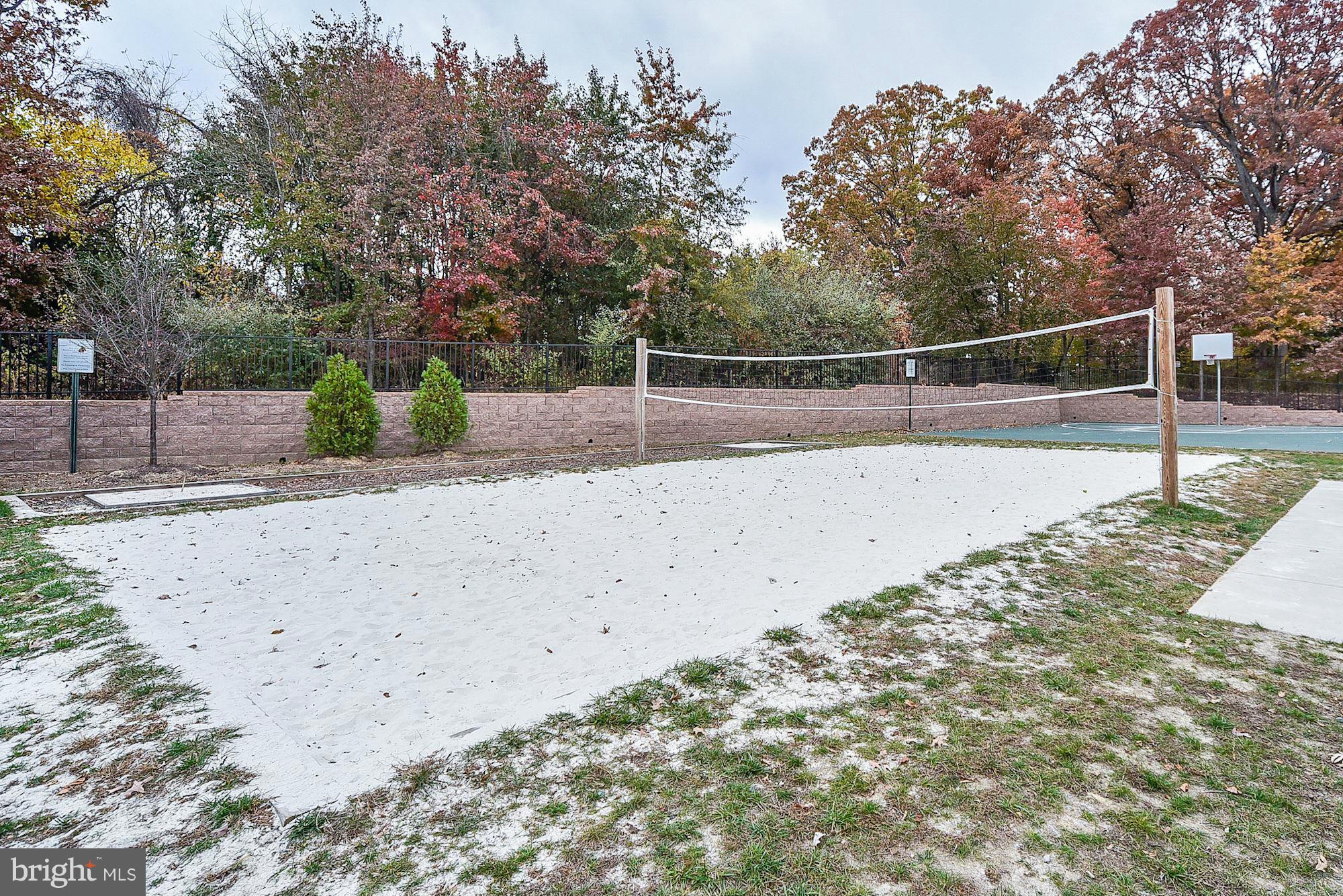 QUINCE ORCHARD PARK - Residential