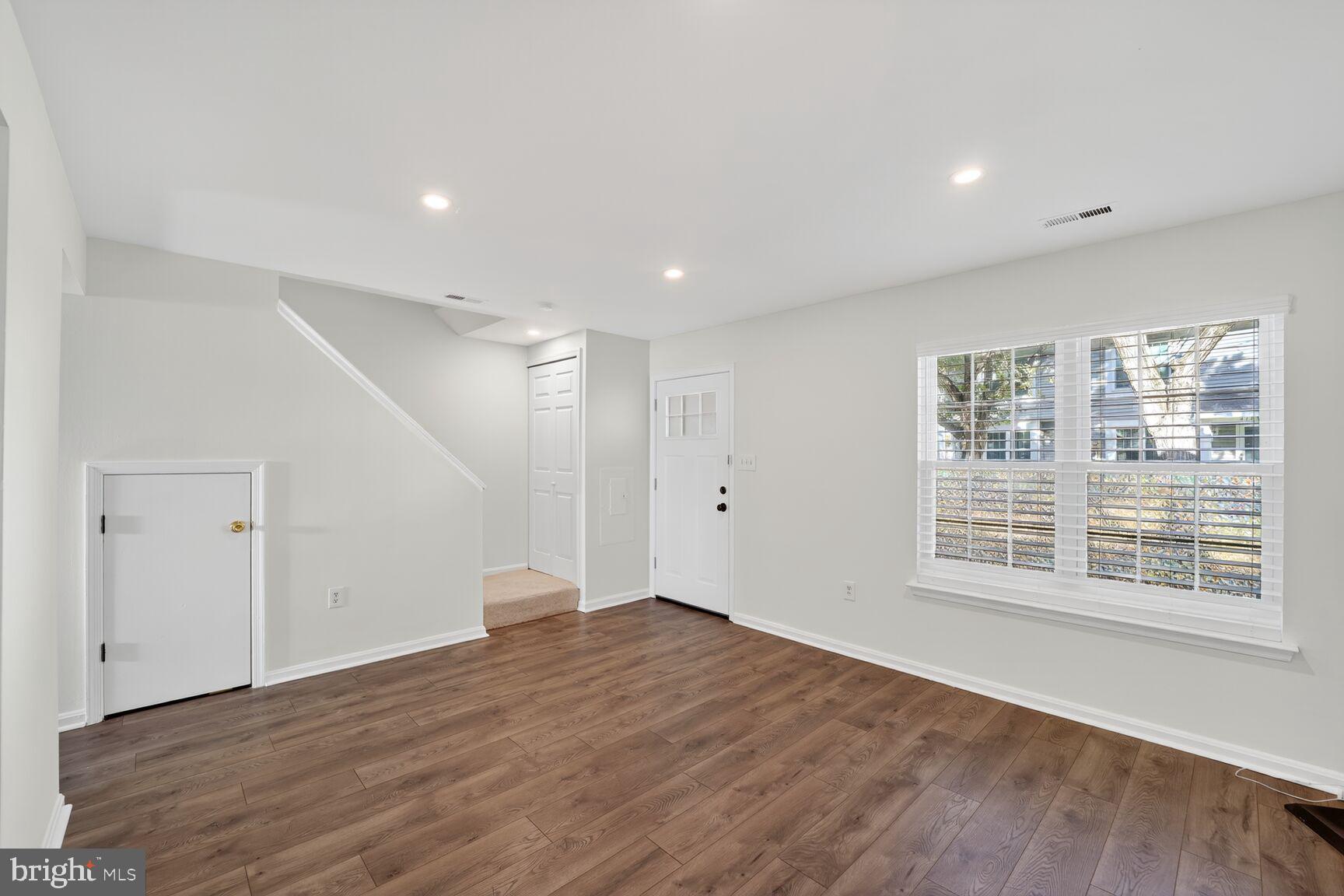 ST CHARLES LANCASTER - Residential