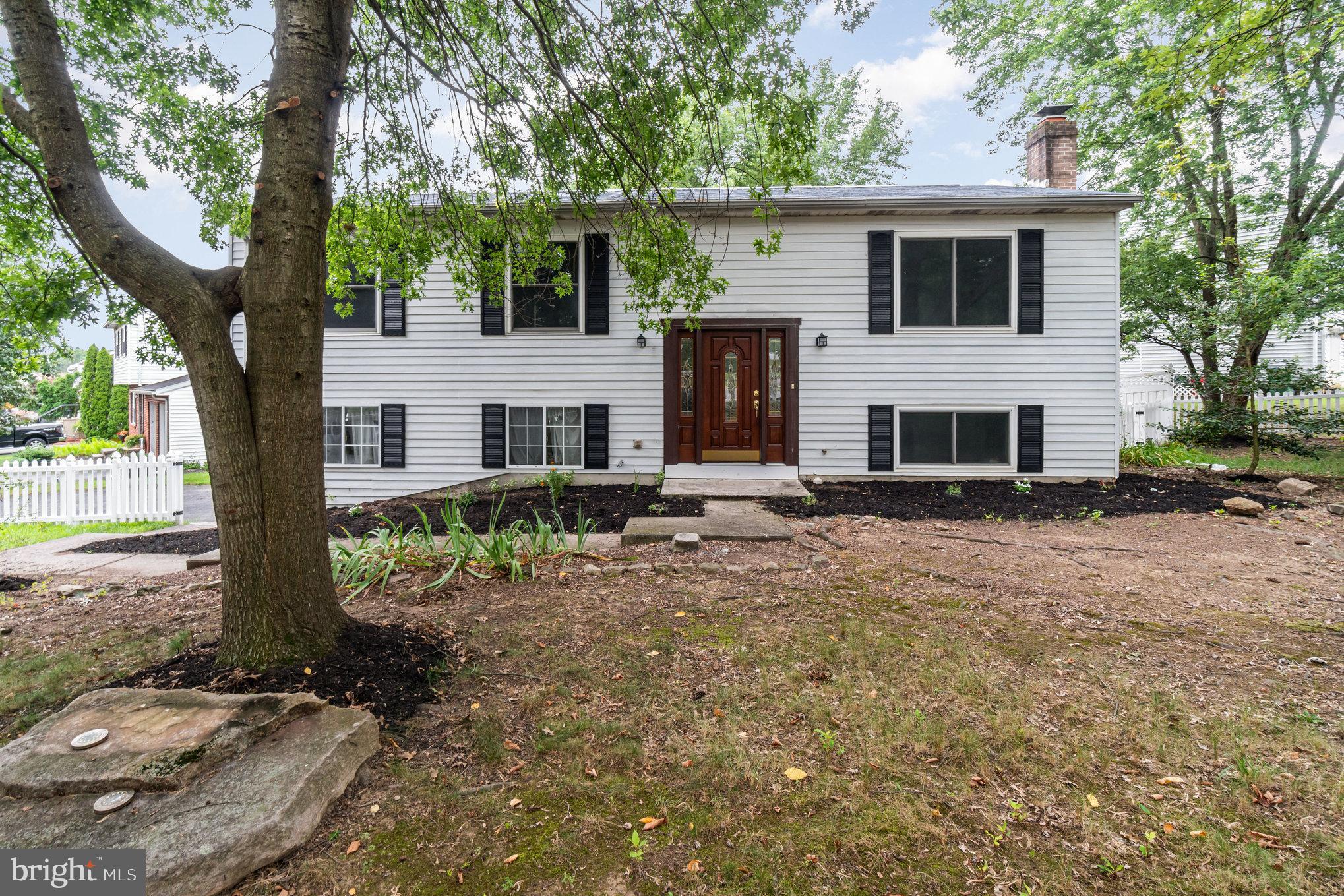 2001 MOUNT VERNON CIRCLE
