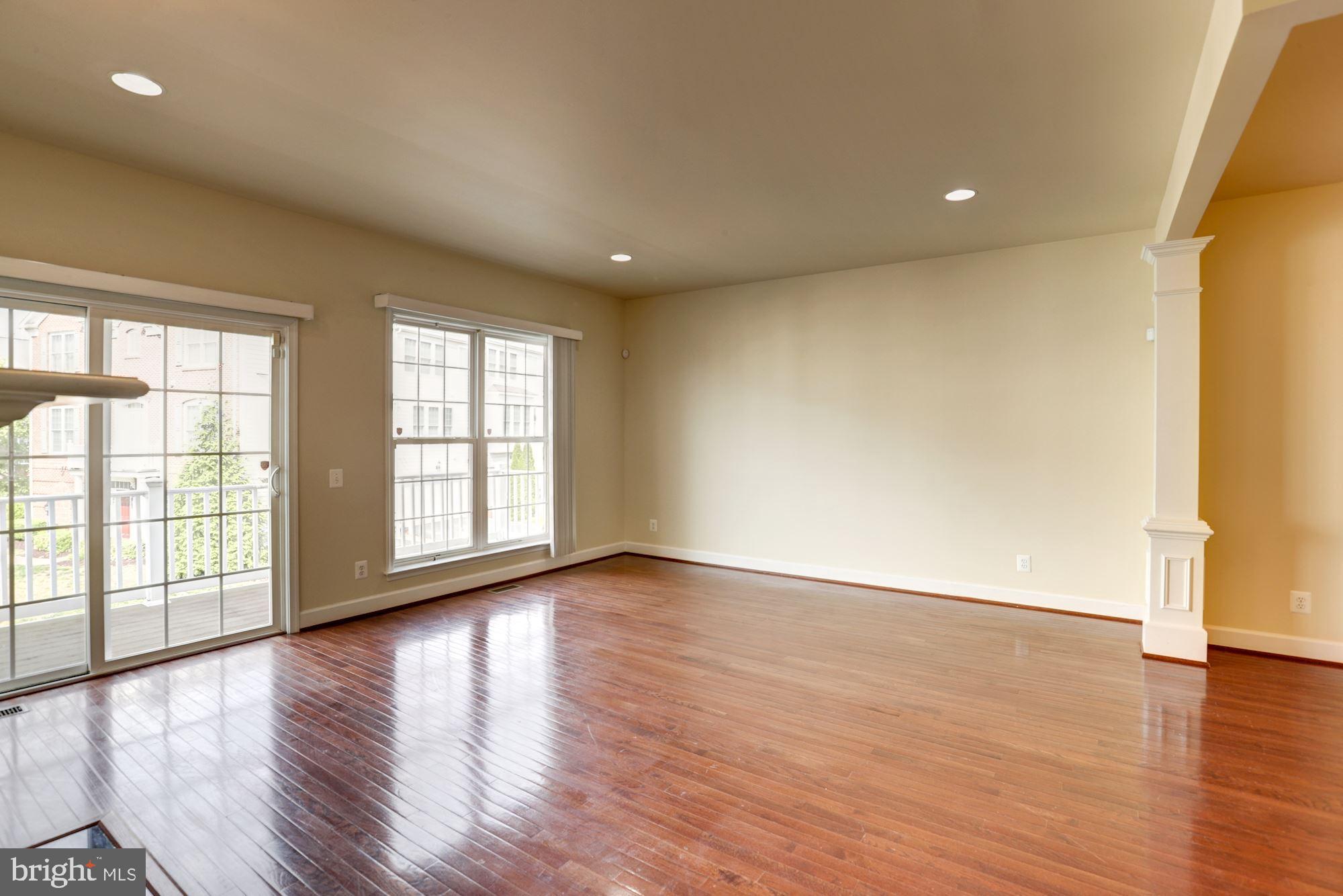 POTOMAC CLUB - Residential Lease