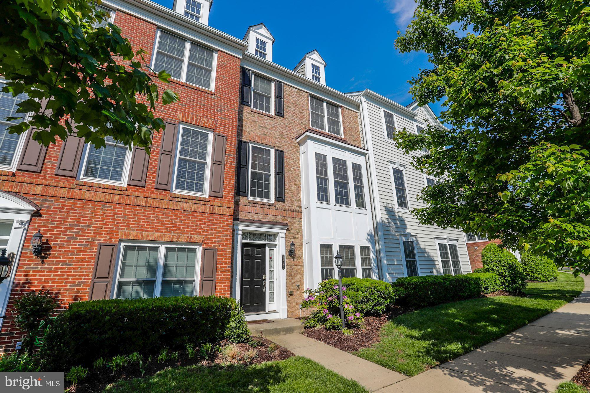 POTOMAC CLUB - Residential Lease