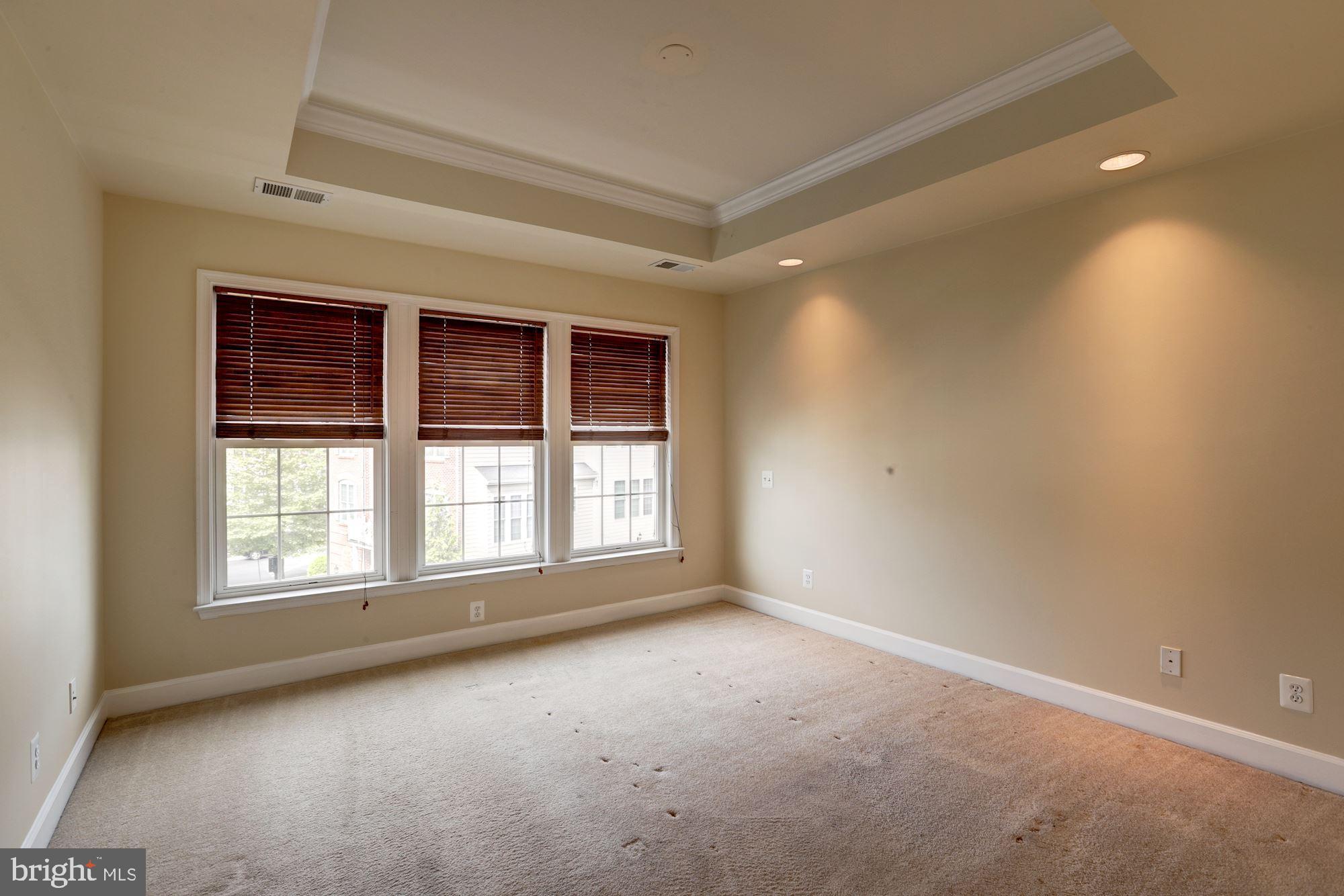 POTOMAC CLUB - Residential Lease