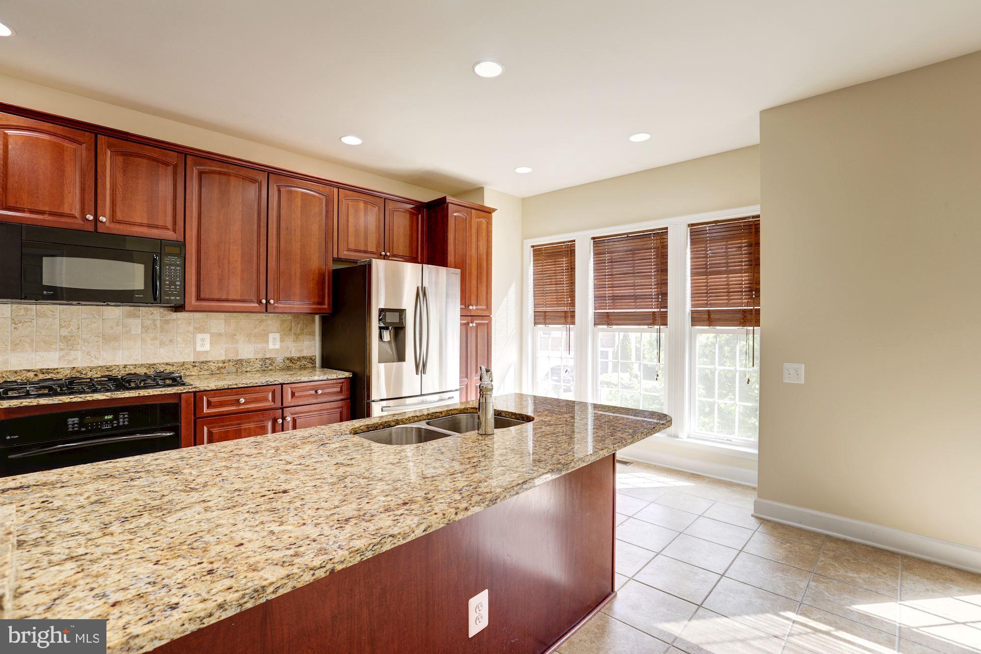 POTOMAC CLUB - Residential Lease