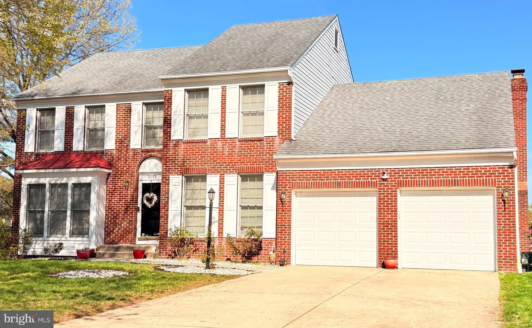 SEVEN OAKS - Residential